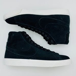 NIKE BLAZER MID Black Suede